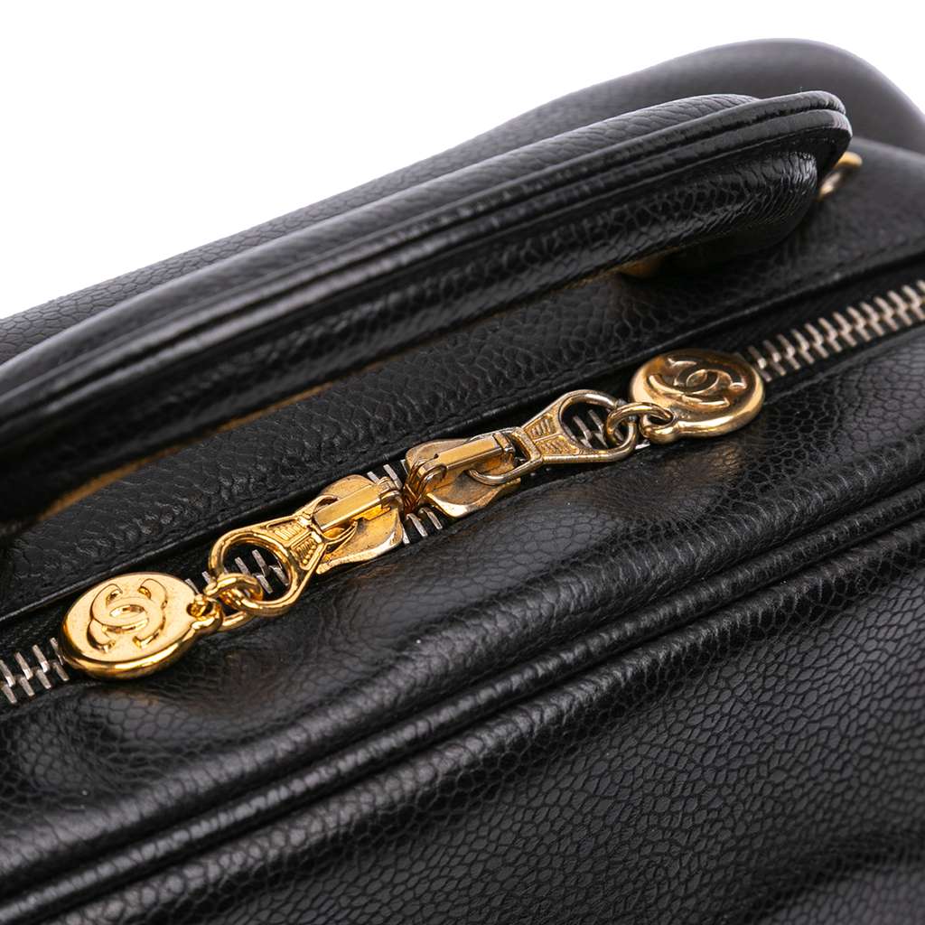 Chanel CC Caviar Vanity Case - Side view