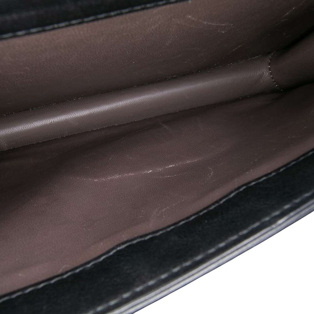 Gucci Medium Patent Dollar Interlocking G Crossbody - Detail 2