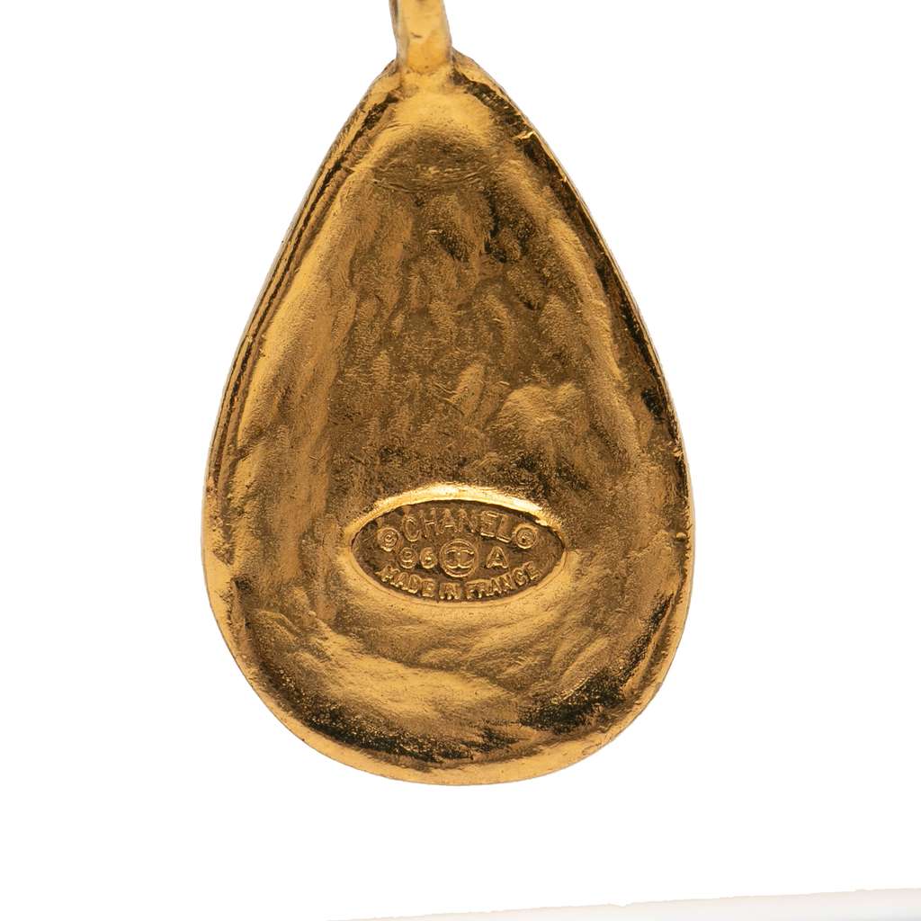 Chanel Gold Plated CC Grapevine Gripoix Drop Clip On Earrings - Image 6