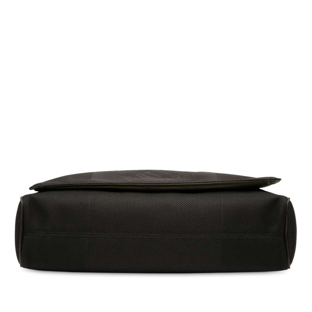 Louis Vuitton Damier Geant Messenger Bag - Image 6