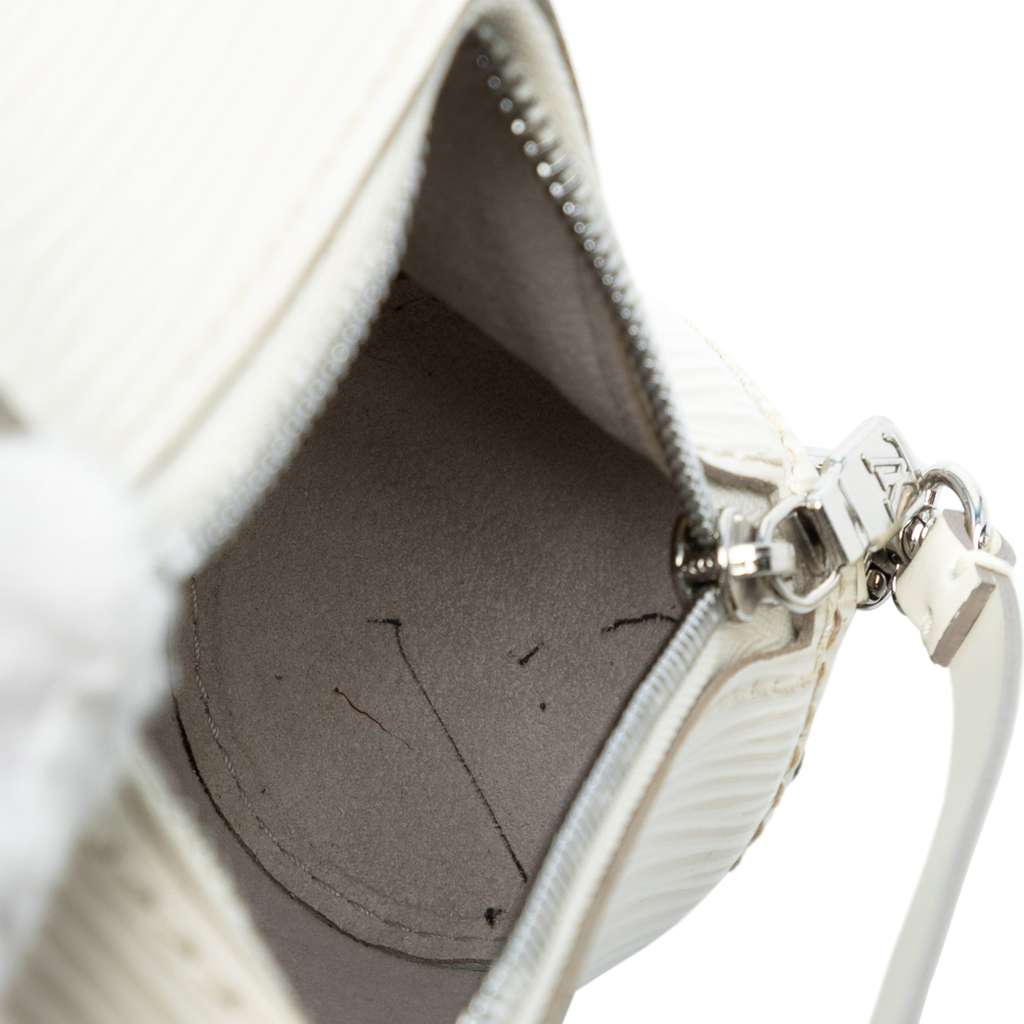 Louis Vuitton Epi Pochette Papillon - Detail 2