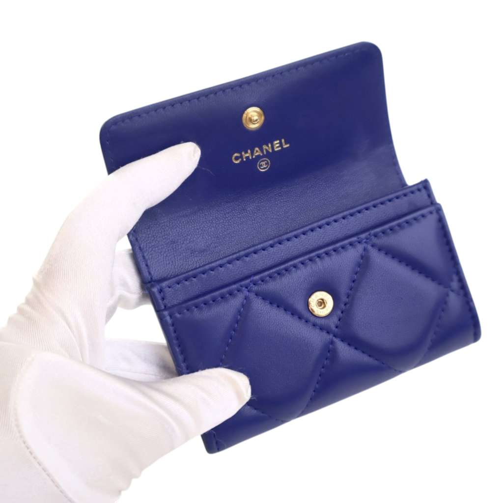 Chanel Lambskin 19 Flap Card Holder - Image 10