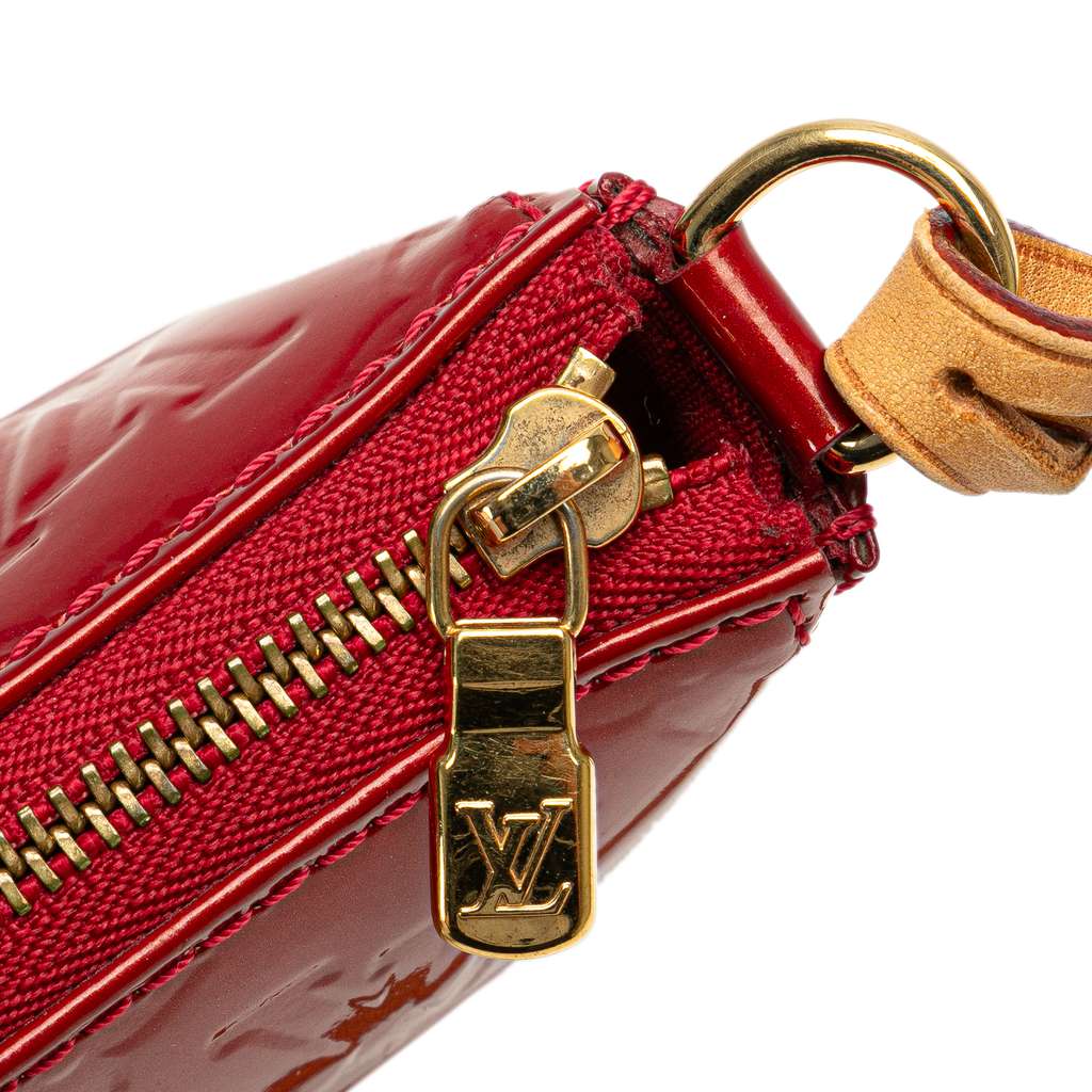 Louis Vuitton Monogram Vernis Pochette Accessoires - Detail 2