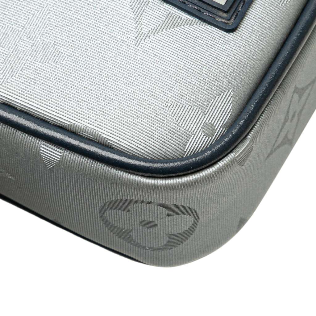 Louis Vuitton Monogram Satellite Alpha Clutch - Image 12