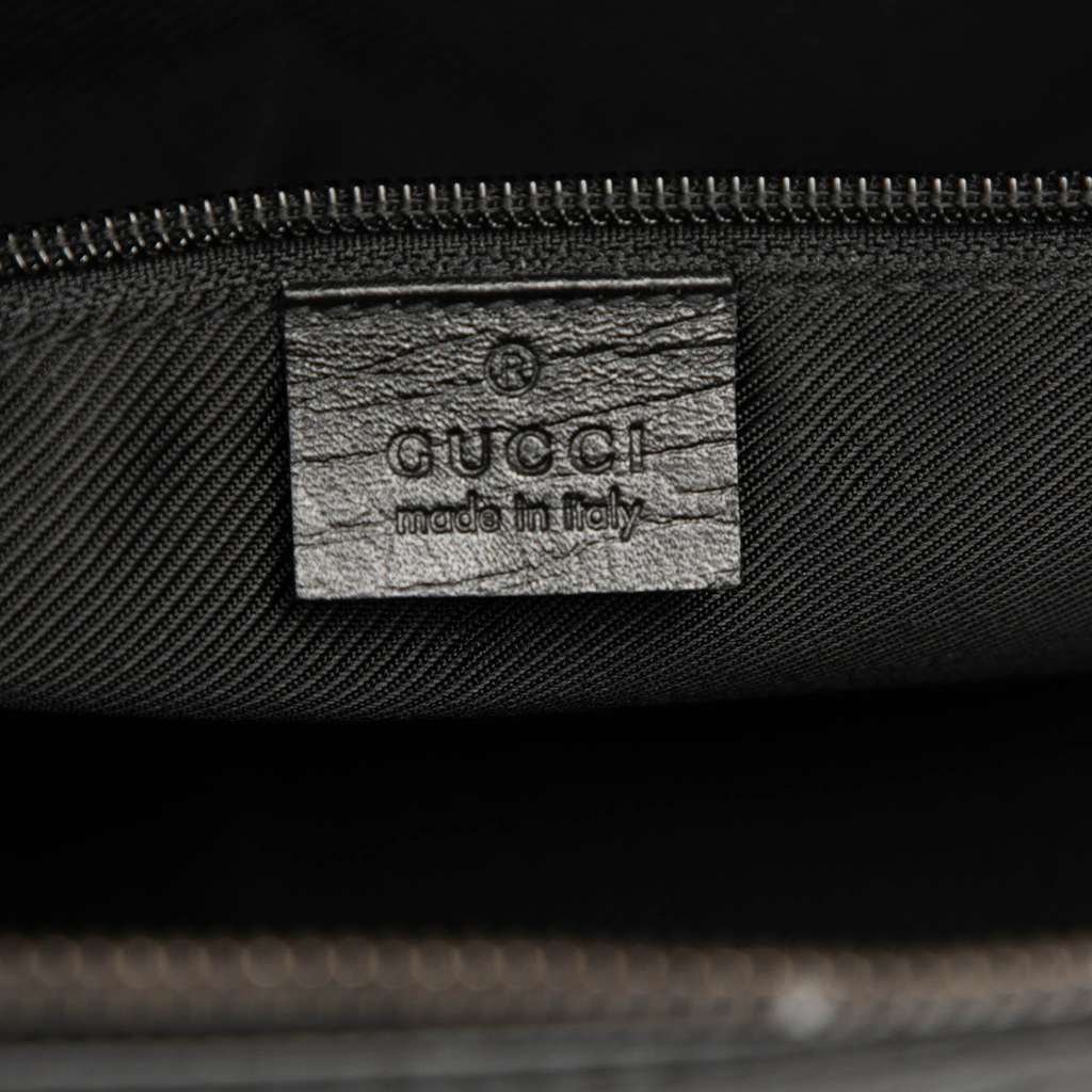 Gucci Textured Calfskin Handbag - Side view