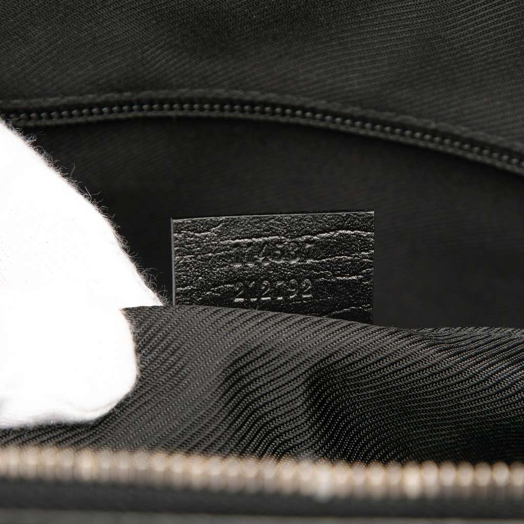 Gucci Textured Calfskin Handbag - Detail 1