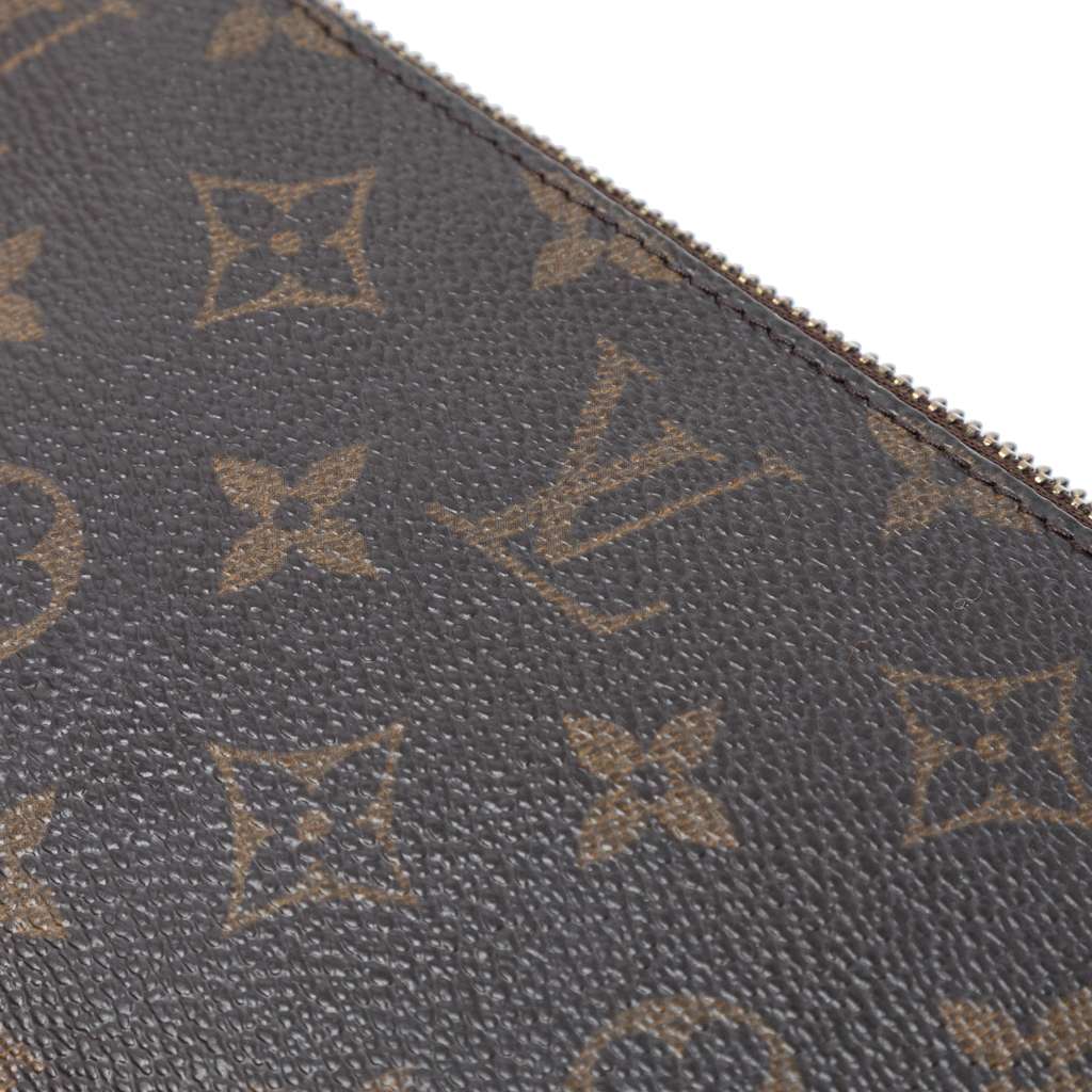 Louis Vuitton Monogram Pochette Accessoires - Detail 1