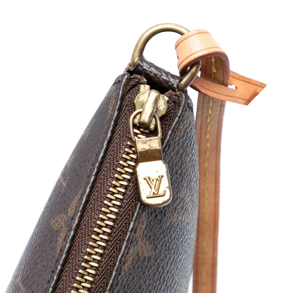 Louis Vuitton Monogram Pochette Accessoires - Detail 2