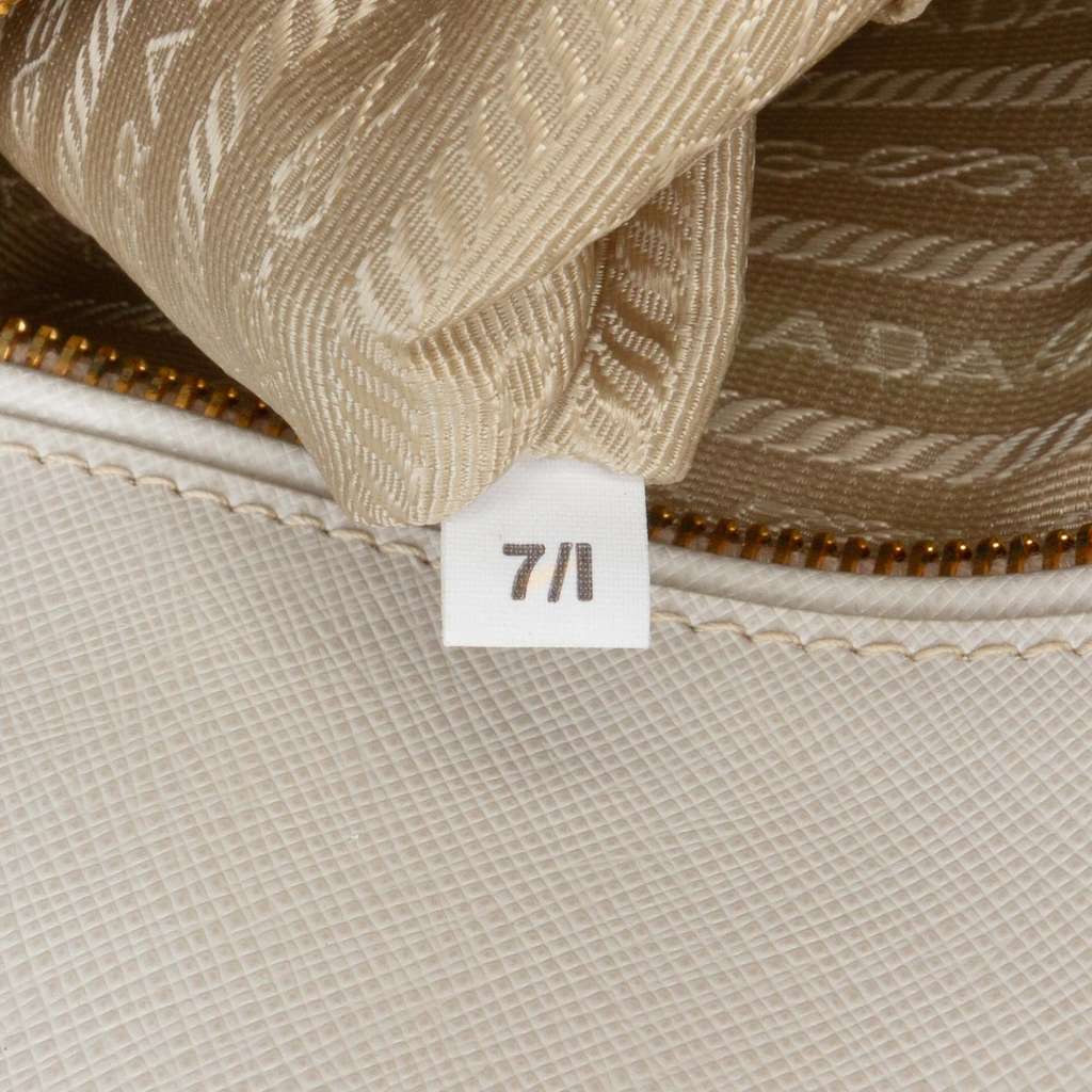 Prada Large Saffiano Lux Promenade Satchel - Detail 2