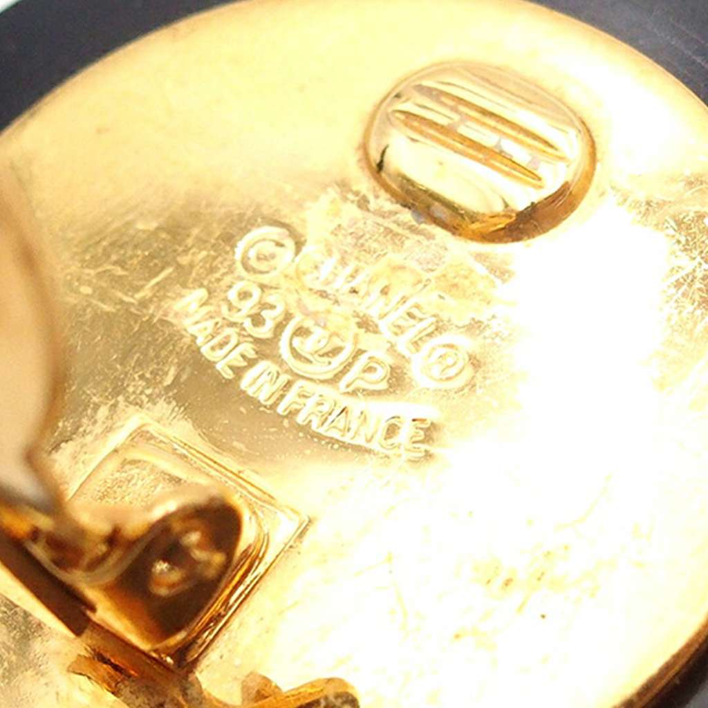 Chanel CC Resin and Gold Plated Quilted Button Clip On Earrings - Side view