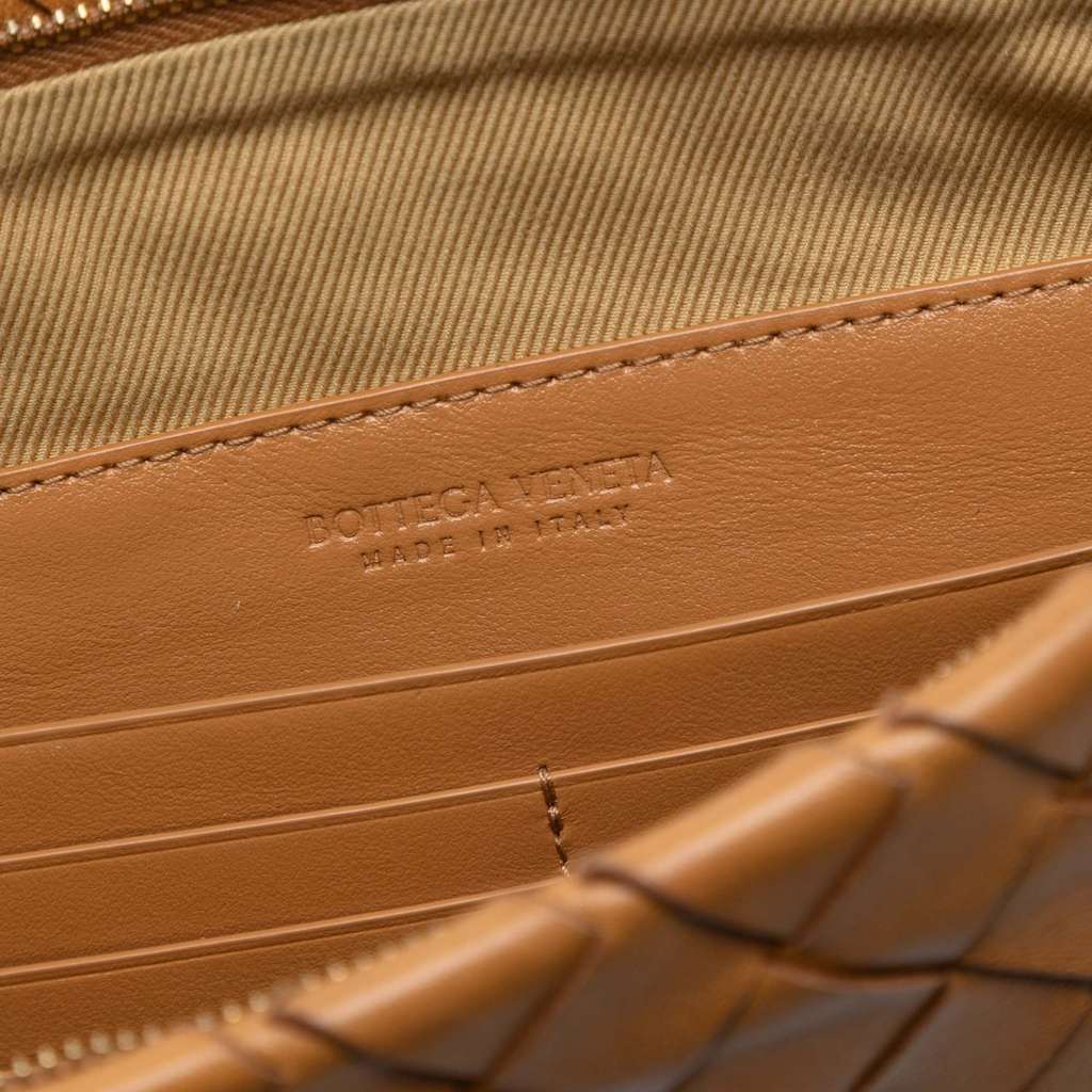 Bottega Veneta Large Nappa Intrecciato Flat Zip Pouch - Side view