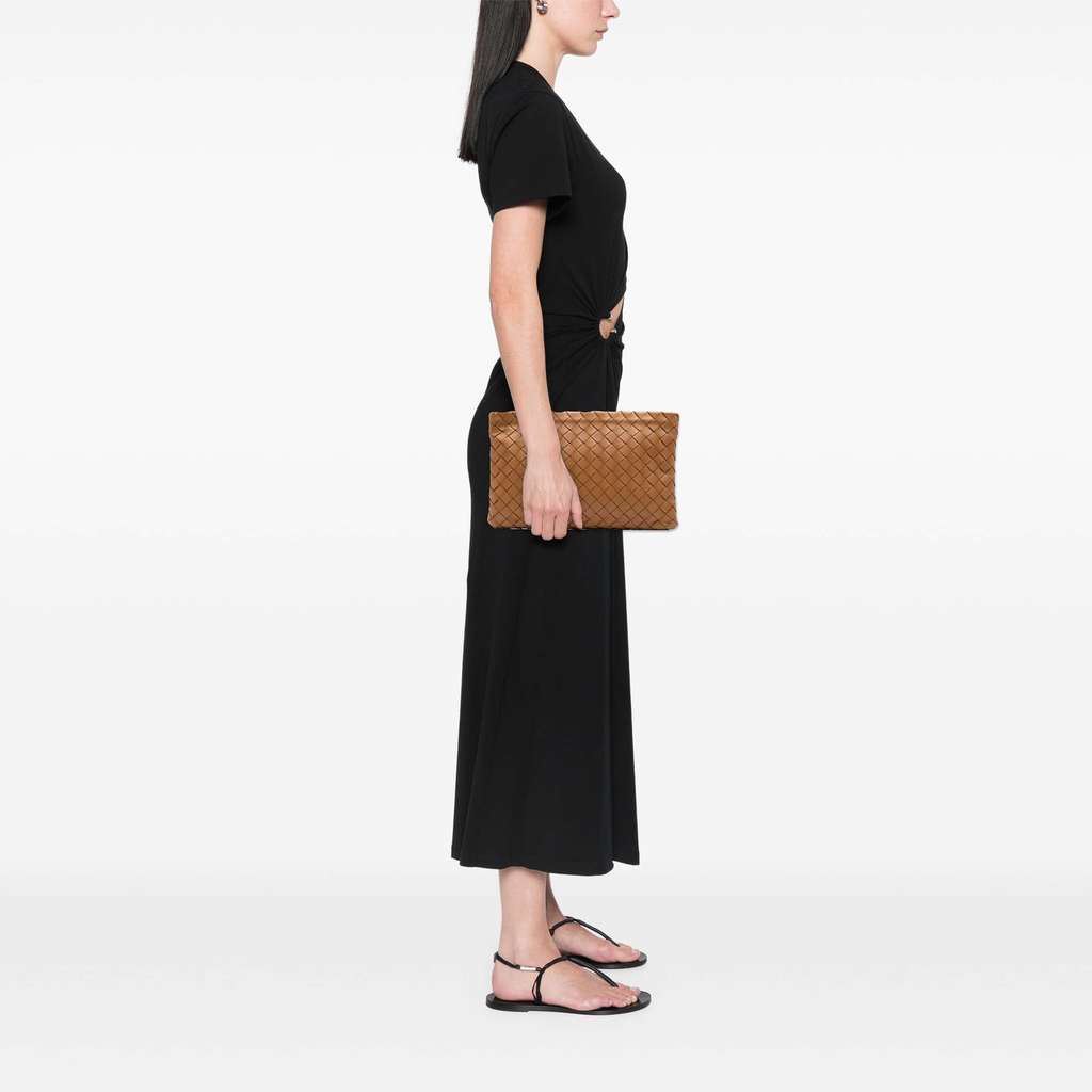 Bottega Veneta Large Nappa Intrecciato Flat Zip Pouch - Detail 2