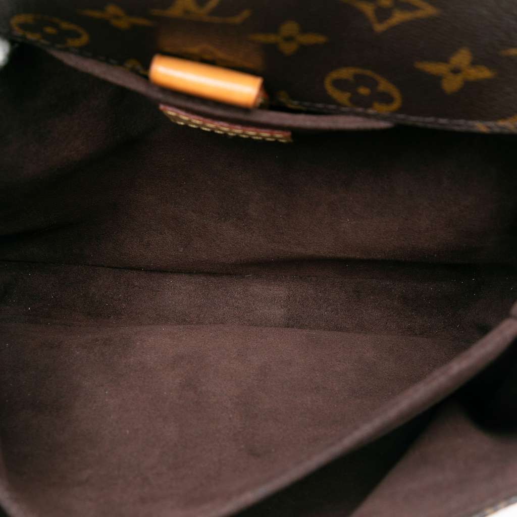 Louis Vuitton Monogram Pochette Metis - 4
