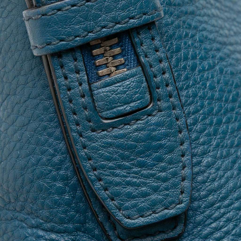 Prada Vitello Daino Shoulder Bag - Image 11