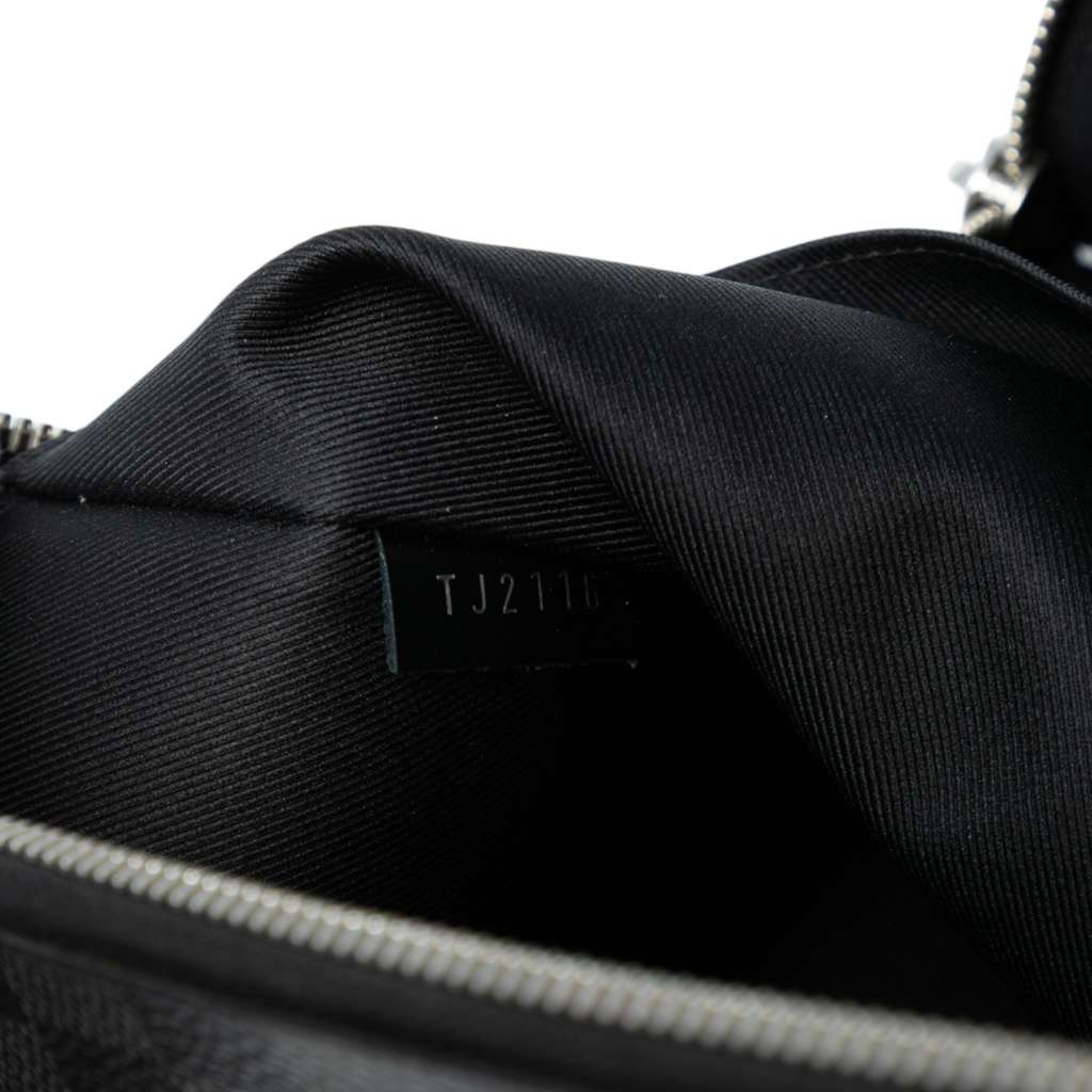 Louis Vuitton Damier Graphite Pochette Jour GM - Detail 1