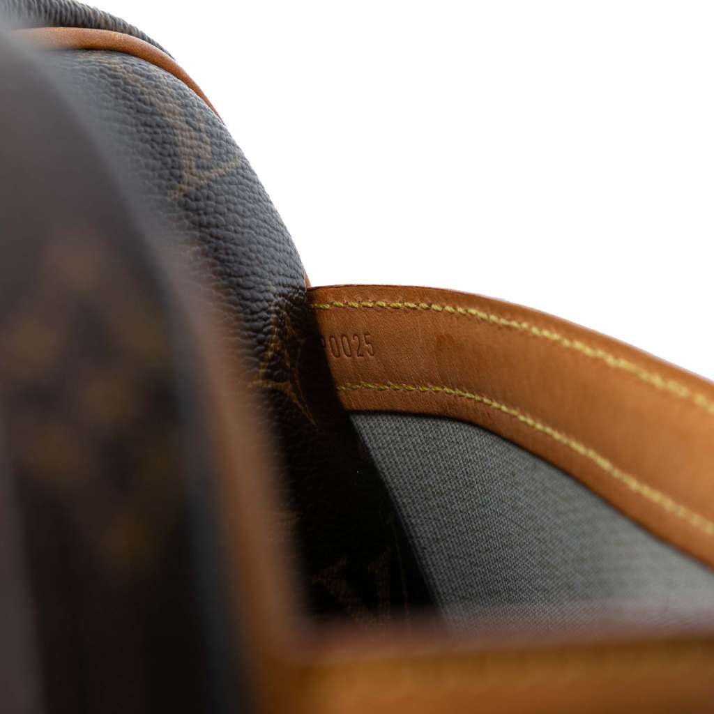 Louis Vuitton Monogram Reporter PM - Detail 1