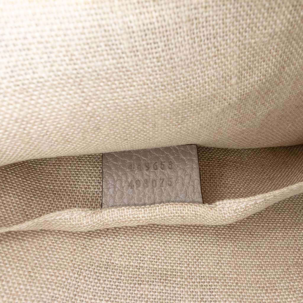 Gucci Calfskin Bamboo Tassel Clutch - Detail 1