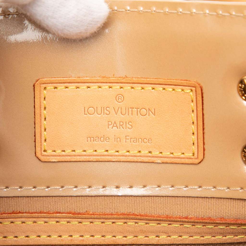 Louis Vuitton Monogram Vernis Reade PM - Side view