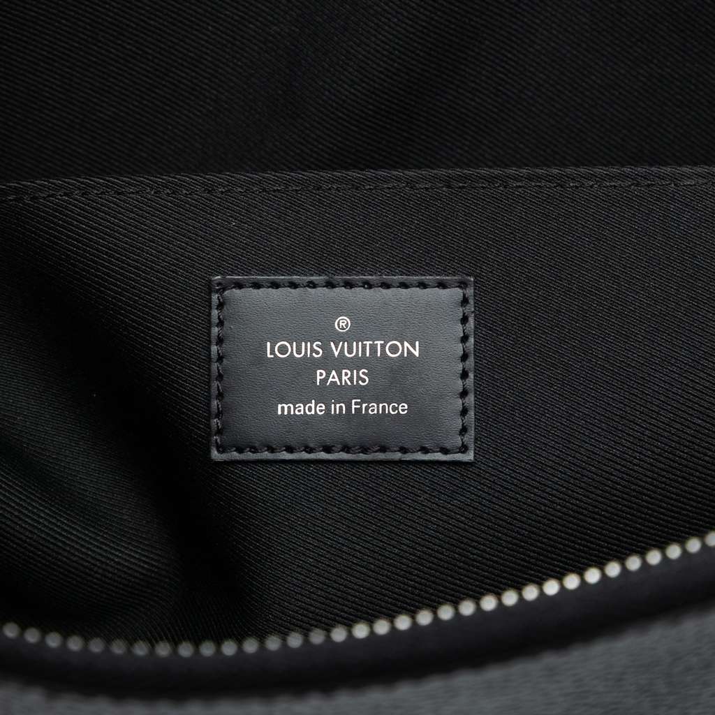 Louis Vuitton Damier Graphite Pochette Jour GM - Side view