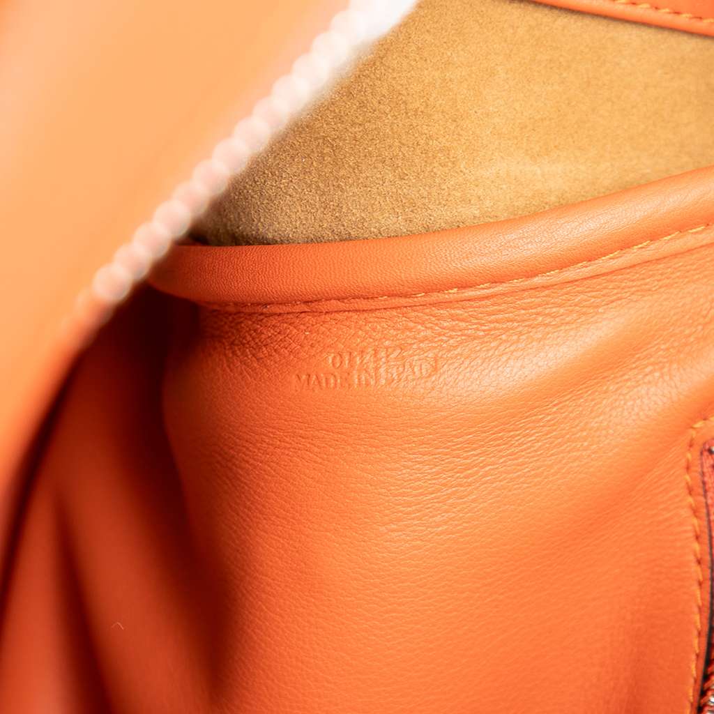 Loewe Medium Leather Amazona 75 Satchel - Detail 1