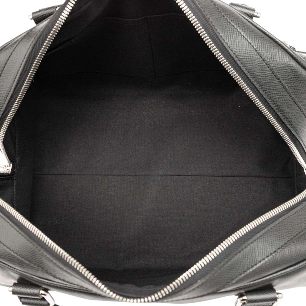 Louis Vuitton Taiga Stanislav - 4