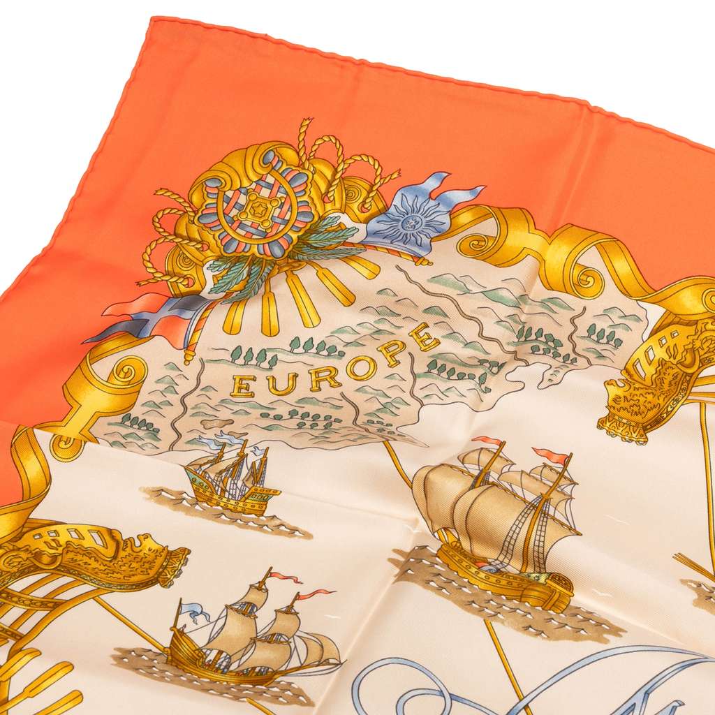 Hermès Voiles de Lumiere Silk Scarf - Detail 1