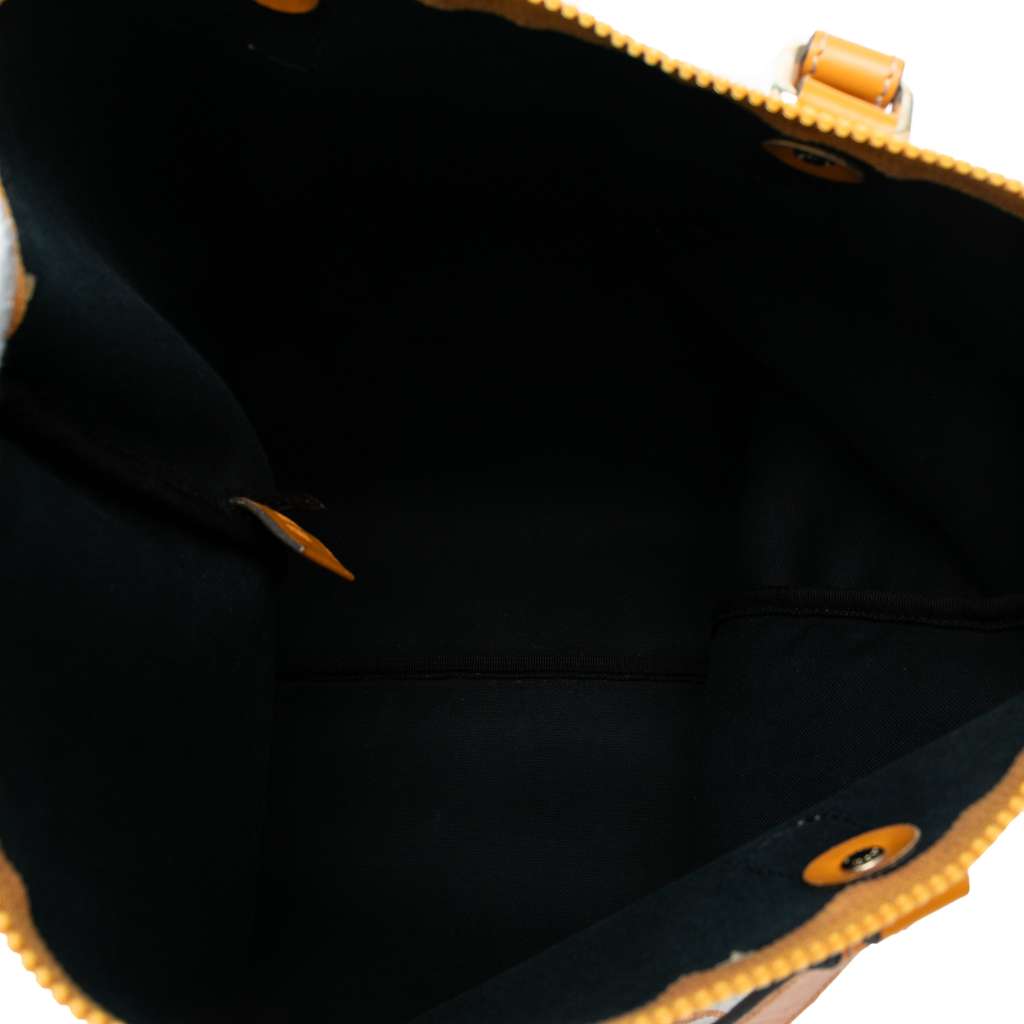 Gucci GG Supreme Heritage Logo Flat Zip Tote - 4