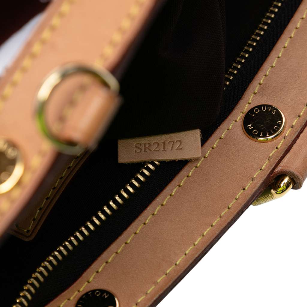 Louis Vuitton Monogram Vernis Brea GM - Detail 1