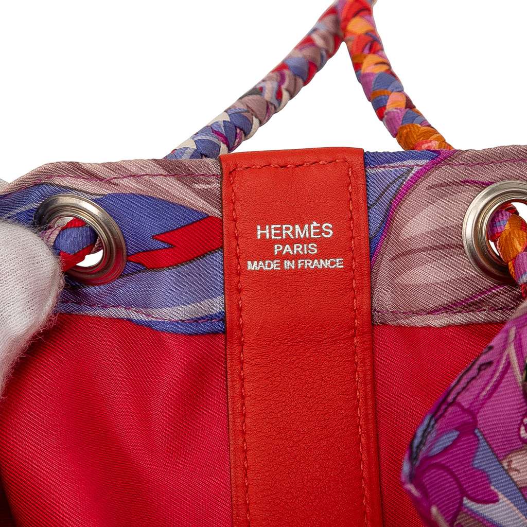 Hermès Silk Flamingo Party Sac Soie Cool 22 - Side view