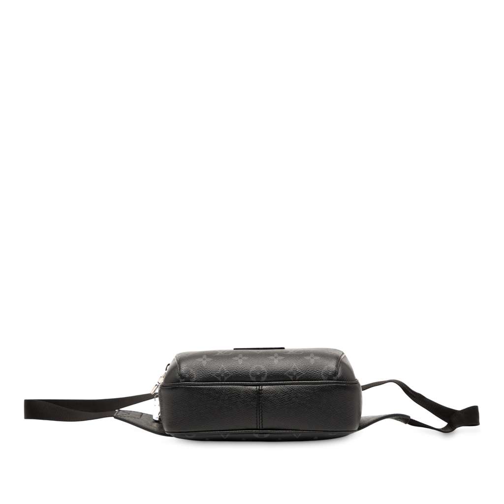 Louis Vuitton Monogram Taigarama Outdoor Bumbag - Image 6