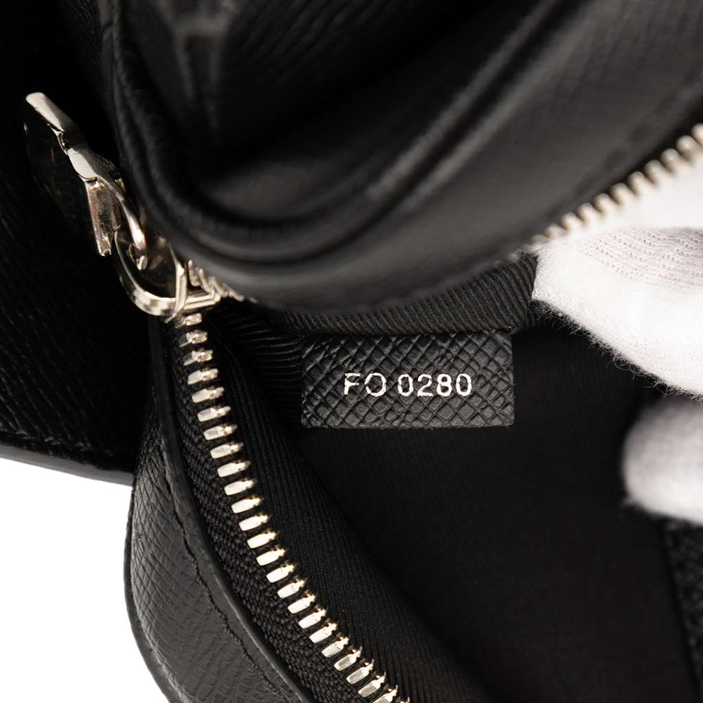 Louis Vuitton Monogram Taigarama Outdoor Bumbag - Detail 1