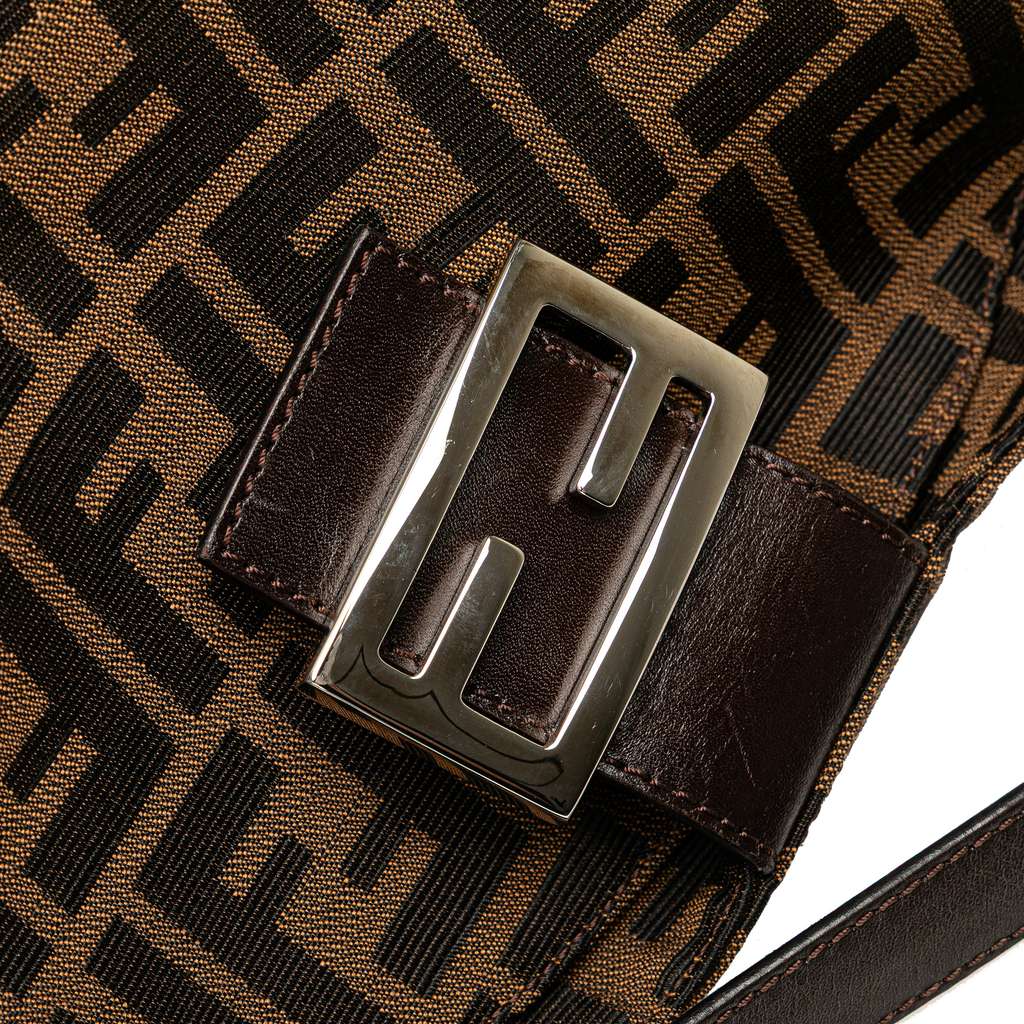 Fendi Zucca Canvas Double Flap Mamma - Detail 2