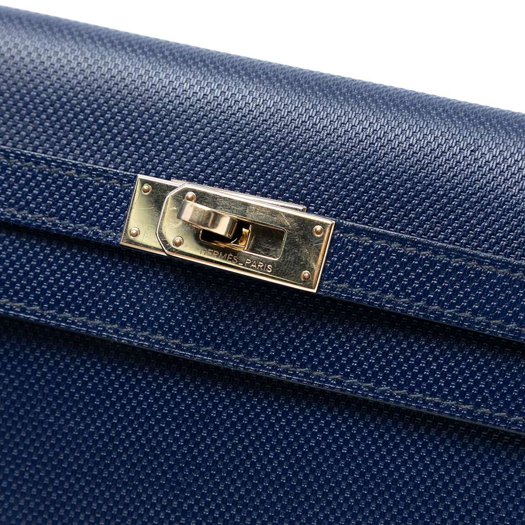 Hermès Grain d’H Leather Kelly Longue Wallet - Side view