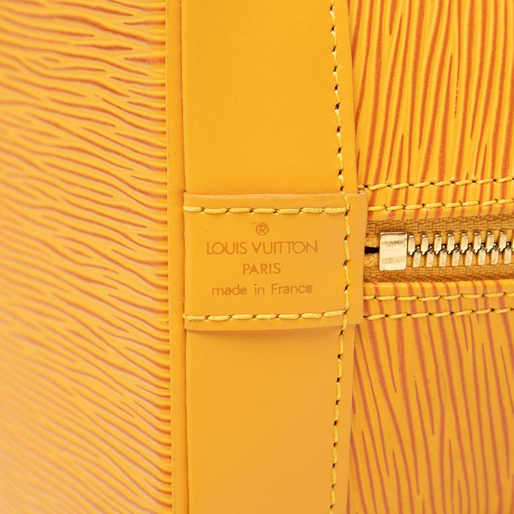 Louis Vuitton Epi Alma PM - Side view