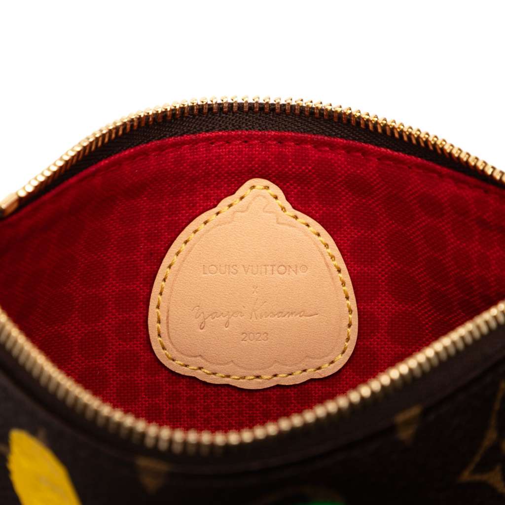 Louis Vuitton Yayoi Kusama Monogram Painted Dots Mini Pochette Accessoires - Detail 1