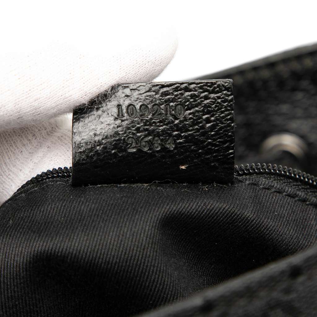 Gucci GG Canvas Drawstring Hobo - Detail 1