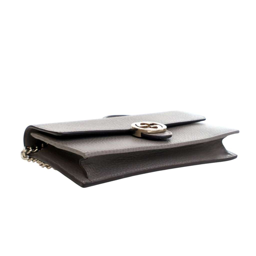 Gucci Leather Interlocking G Dollar Wallet on Chain - Image 13