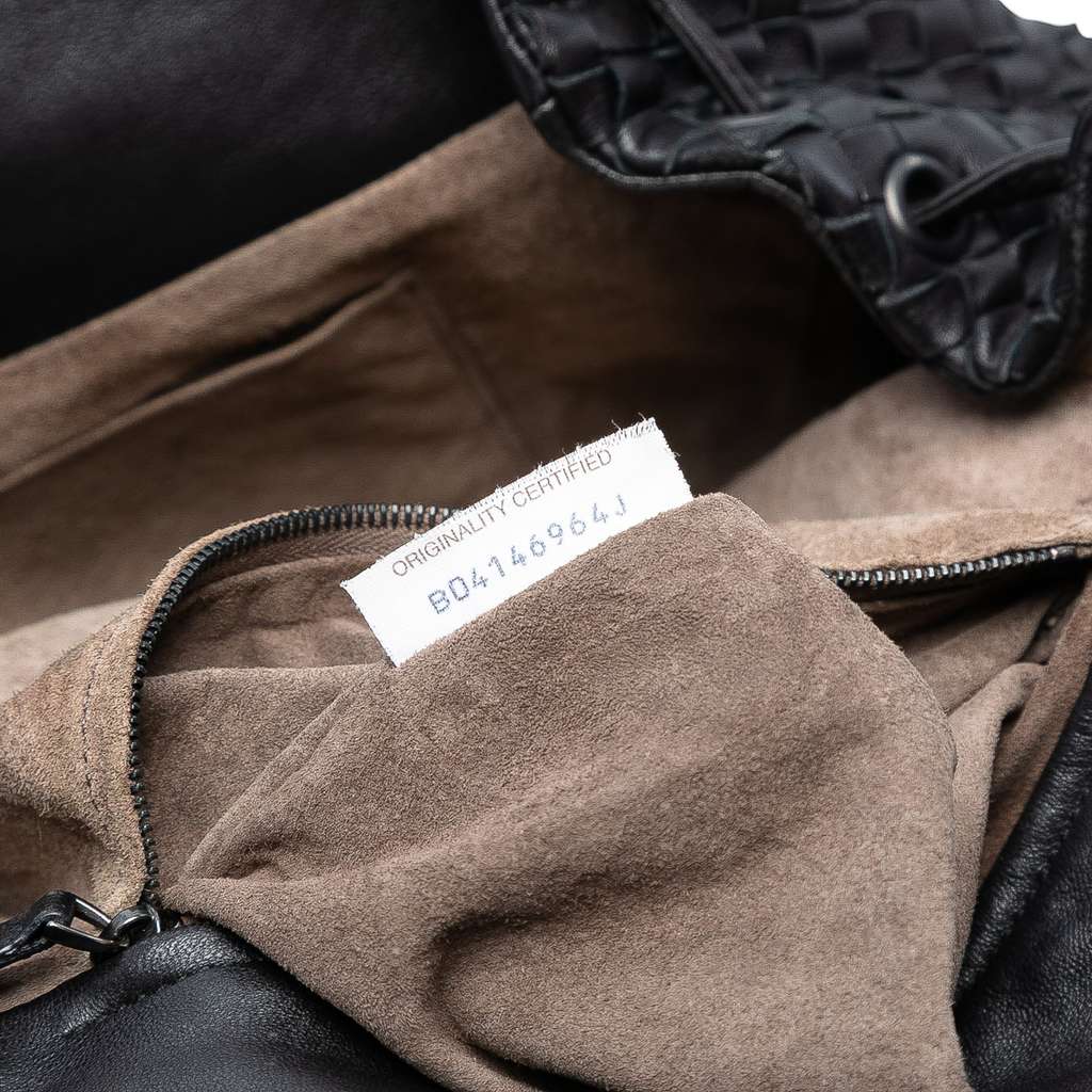 Bottega Veneta Nappa Intrecciato Flap Crossbody - Detail 1