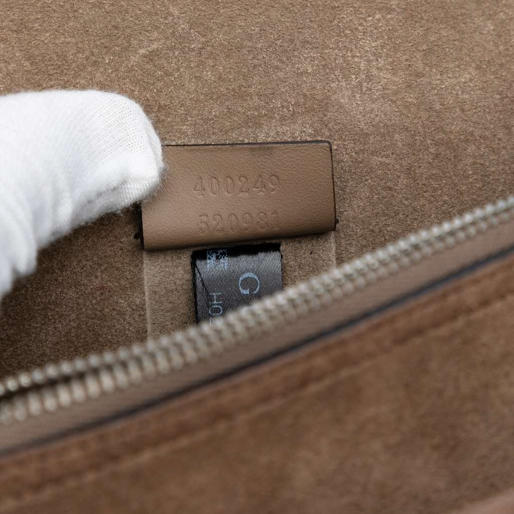 Gucci Medium GG Supreme Dionysus Shoulder Bag - Detail 1