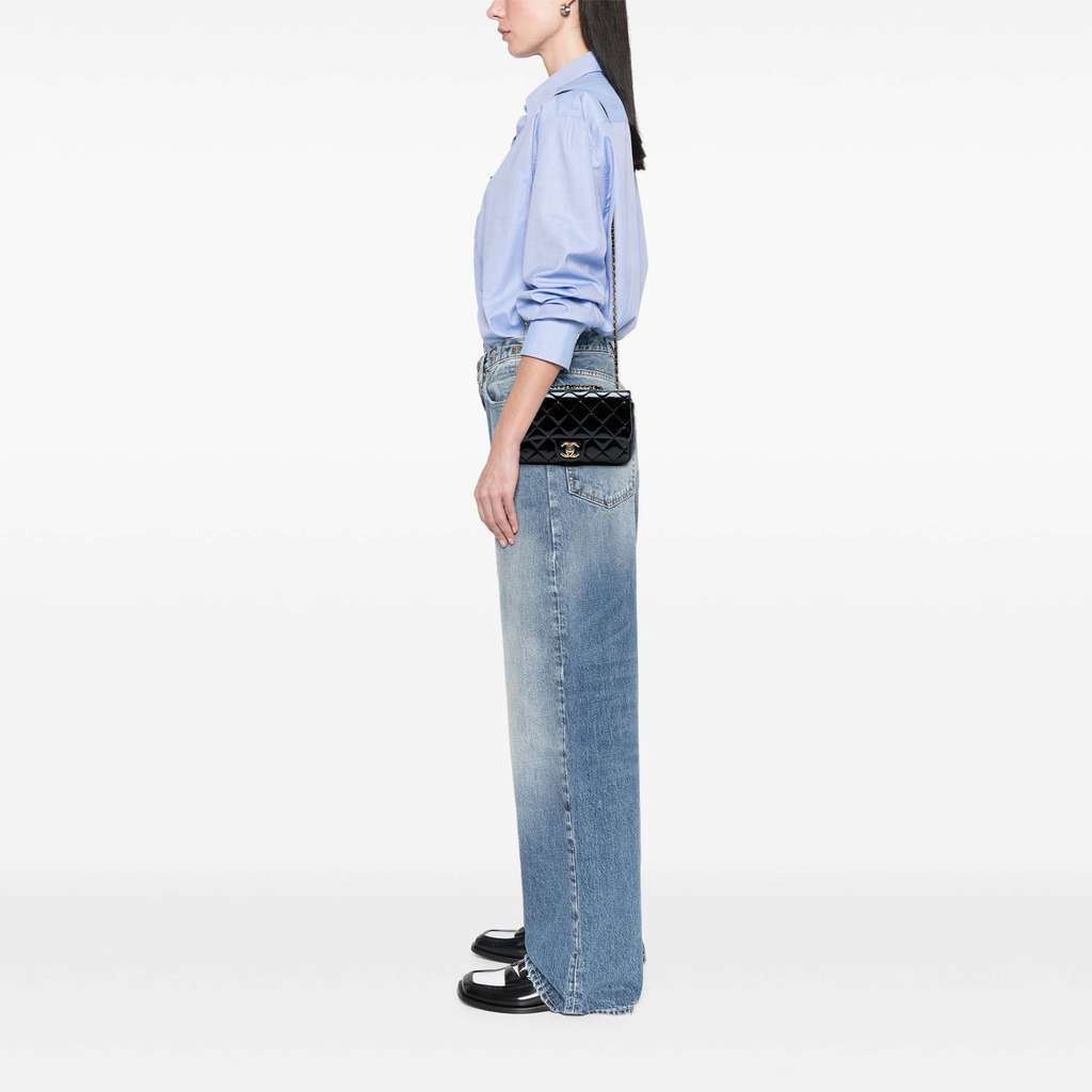 Chanel Paris-Salzburg Small Patent and Goatskin CC Eyelet Flap - Detail 2