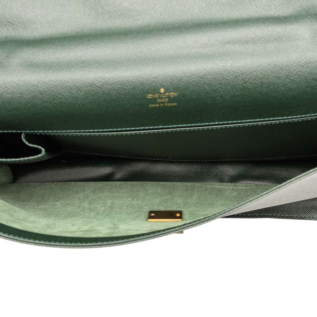 Louis Vuitton Taiga Porte Documents Angara - 4