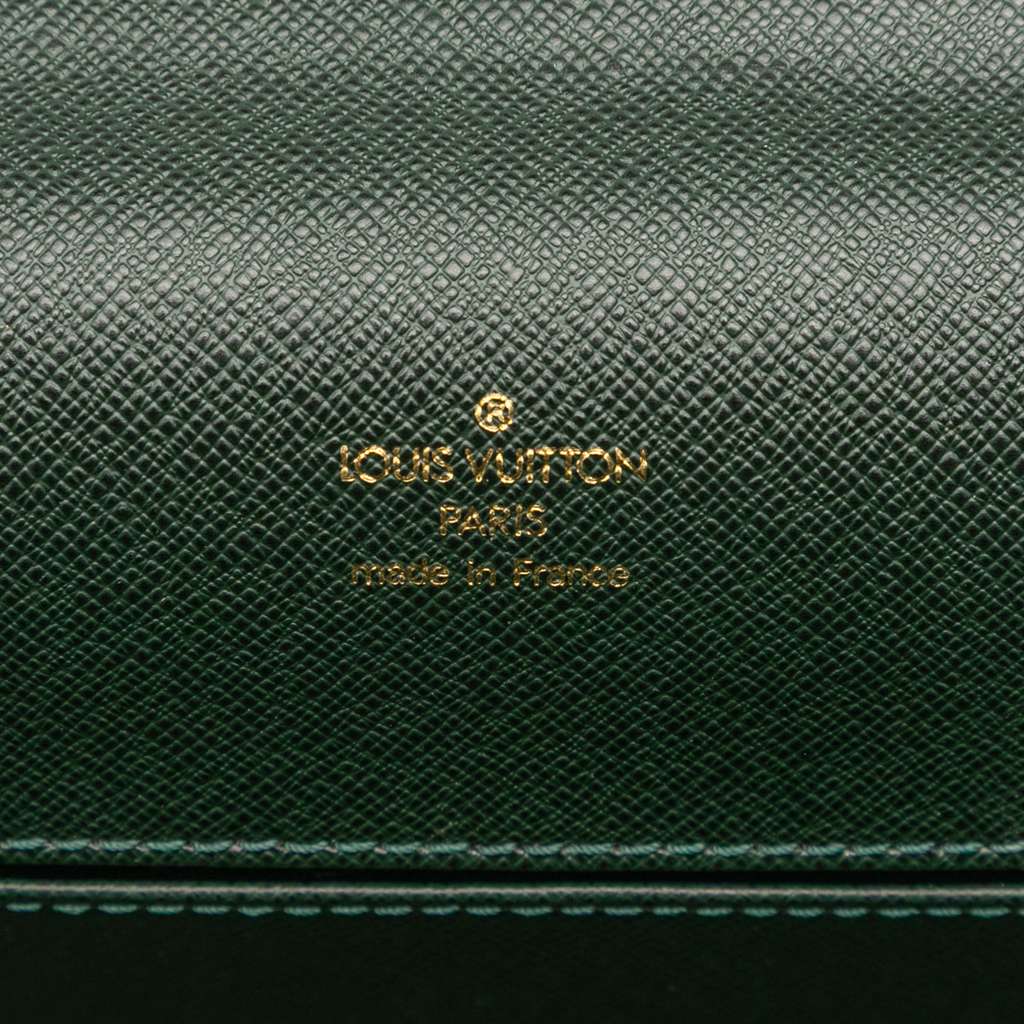 Louis Vuitton Taiga Porte Documents Angara - 5