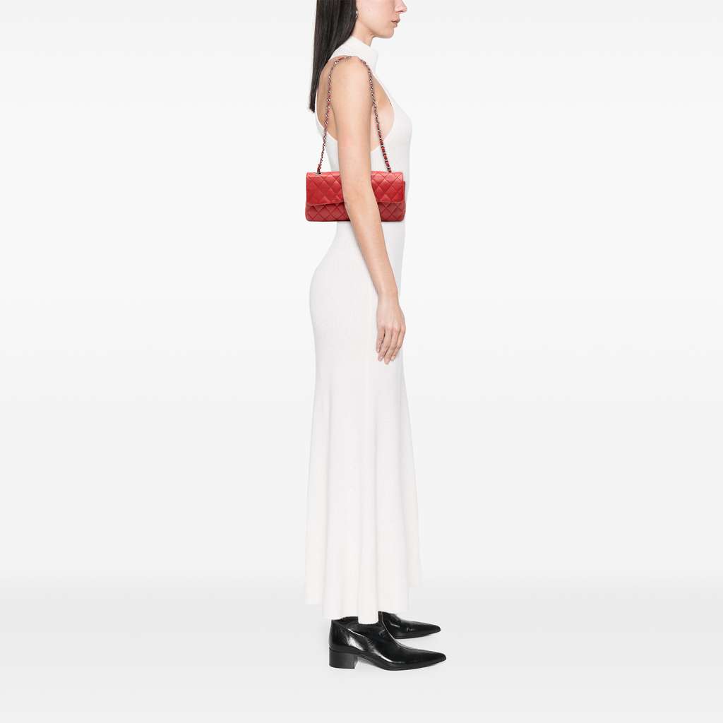 Chanel CC Quilted Lambskin East West Single Flap - Detail 2