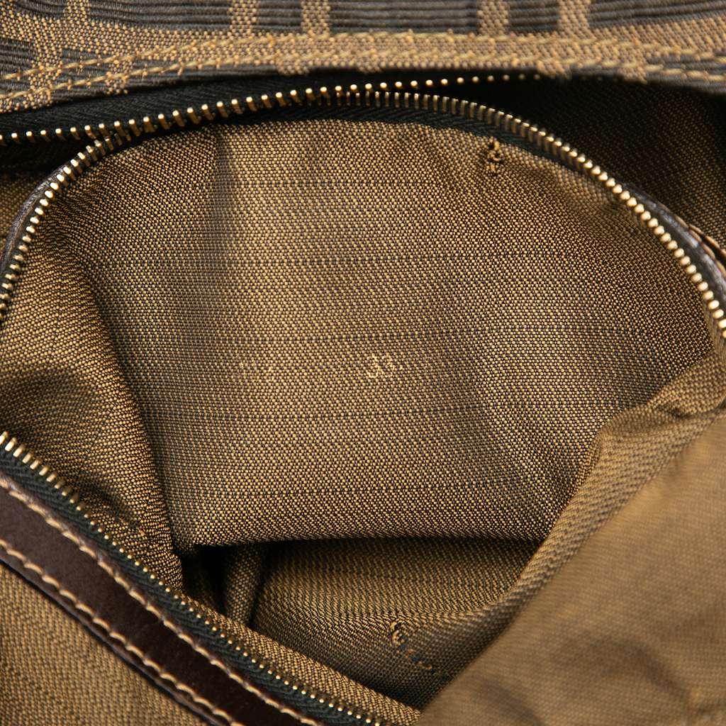 Fendi Zucca Canvas Hobo Bag - Detail 1