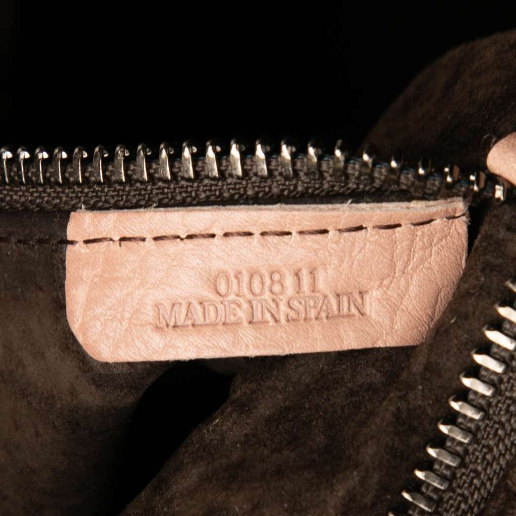 Loewe Calfskin Calle Lock Shoulder Bag - Detail 1