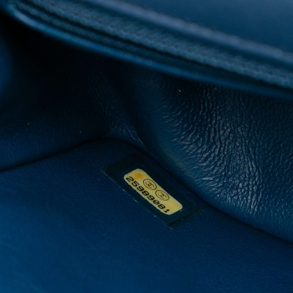 Chanel Mini Rectangular Classic Patent Single Flap - Detail 1