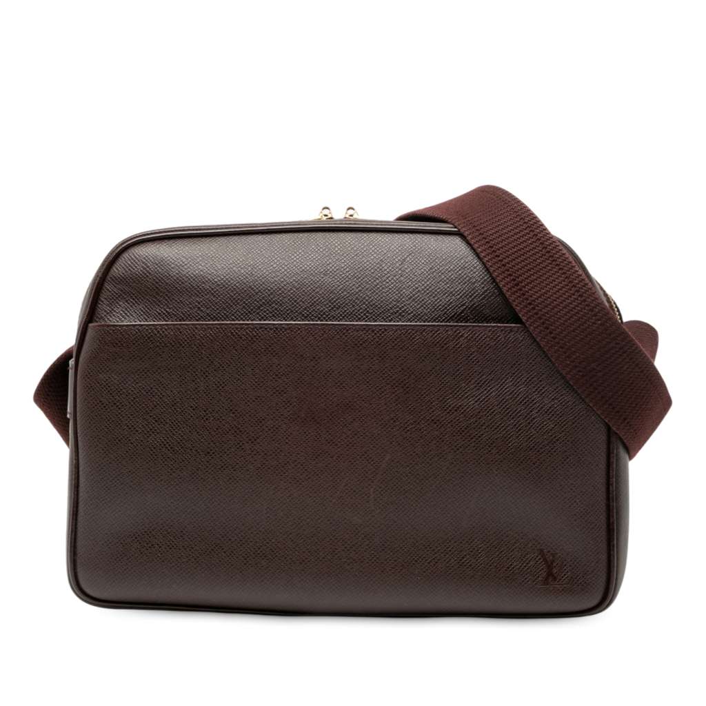 Louis Vuitton Taiga Reporter PM