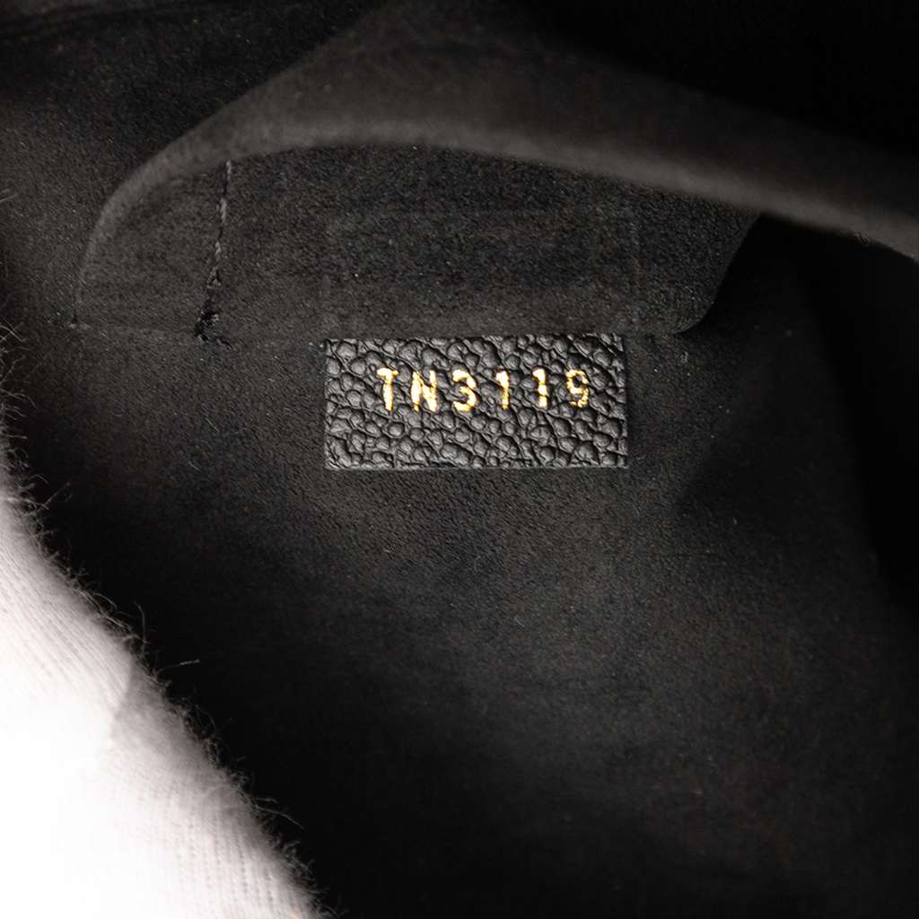 Louis Vuitton Monogram Daily Pouch - Detail 1