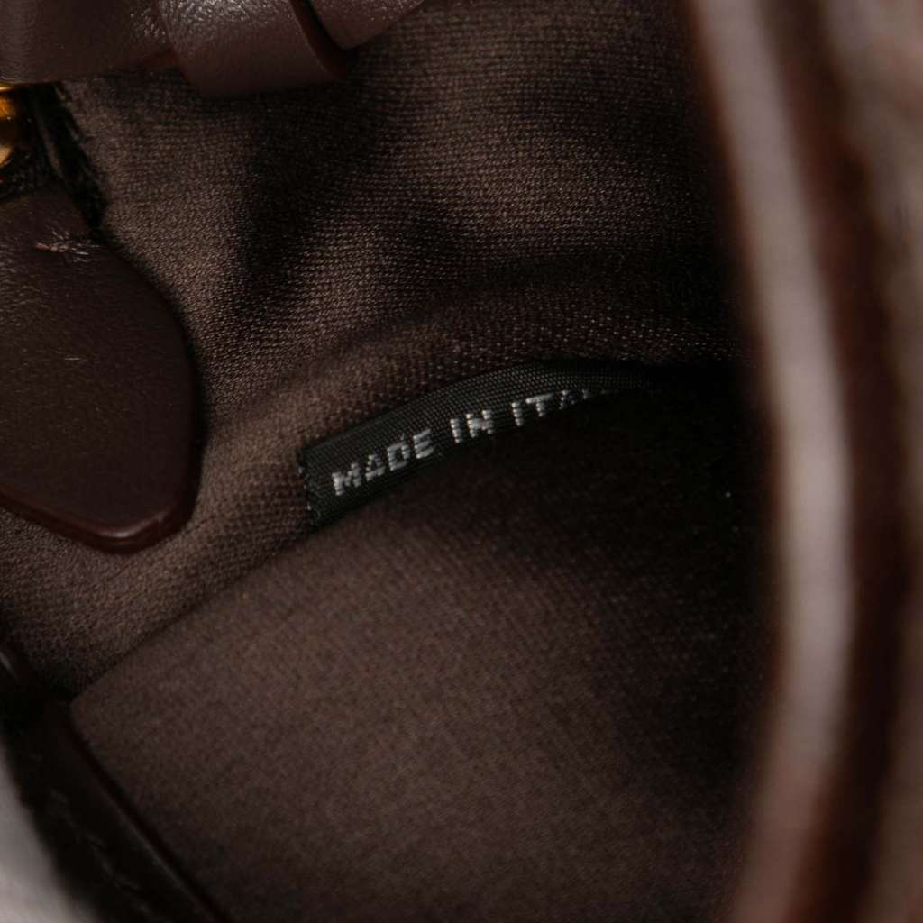 Miu Miu Nappa Chevron Patchwork Flap - Detail 1