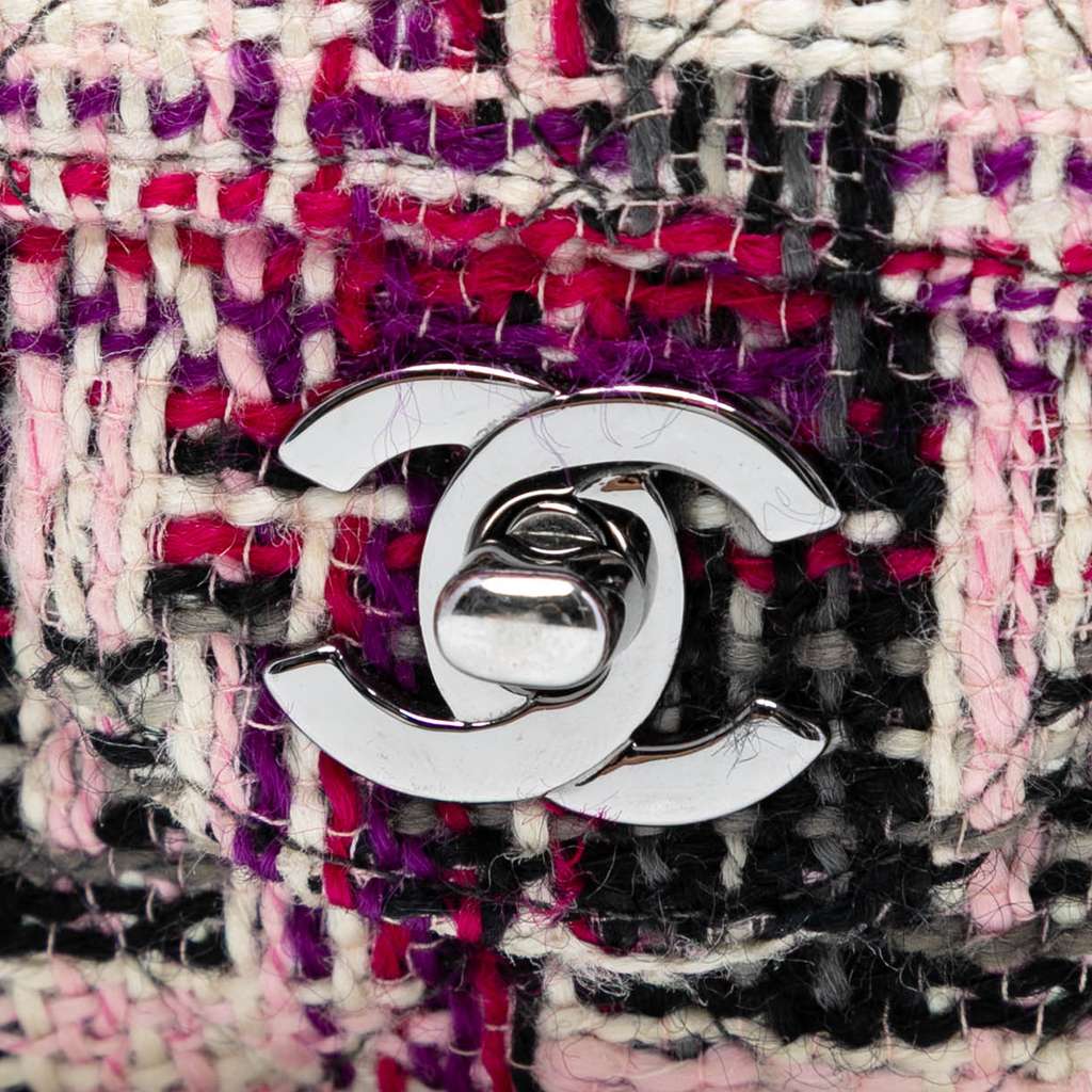 Chanel Medium Classic Tweed Double Flap - Detail 2